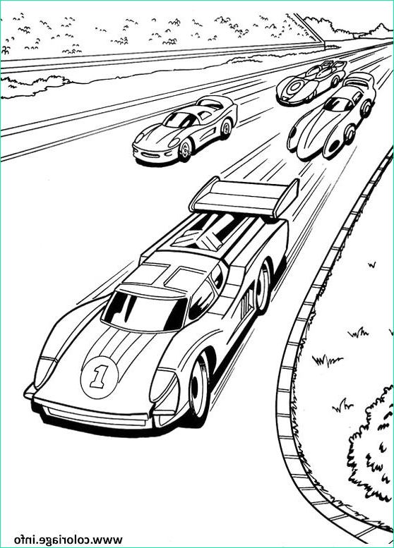 piste de course voitures coloriage dessin